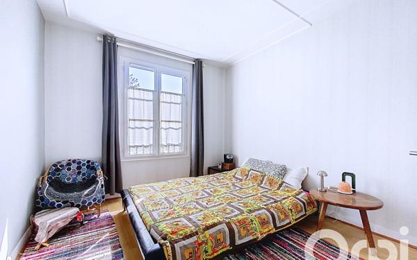 Maison à vendre    8 pièces •  Vert-Saint-Denis
