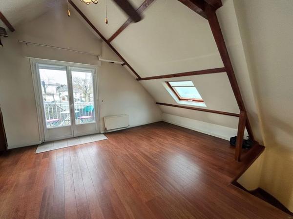 ARZON BOURG Un lieu de vie unique  magnifique appartement de 90 m2 avec studio indépendant et mille possibilités (56)