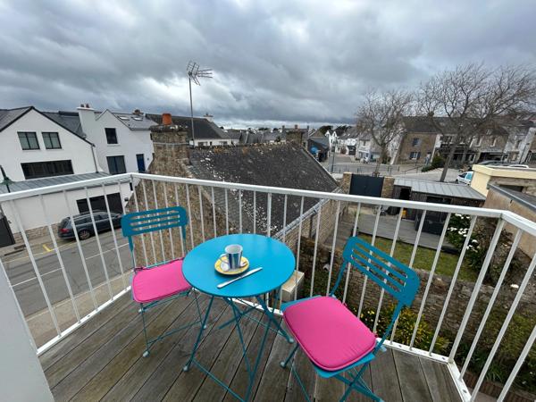 ARZON BOURG Un lieu de vie unique  magnifique appartement de 90 m2 avec studio indépendant et mille possibilités (56)
