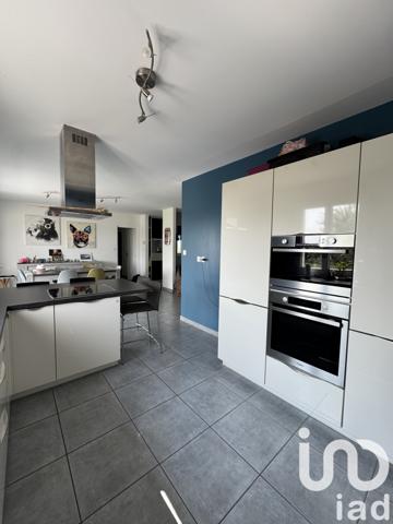 Maison à vendre 6 pièces 117 m² Les Aix-d'Angillon