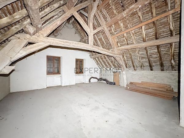 Boyer (71700) SUD BOURGOGNE - BOYER 71 – Moulin de caractère du XVIIème siècle, rénové, 572 m² utiles – Gîte, dépendances e