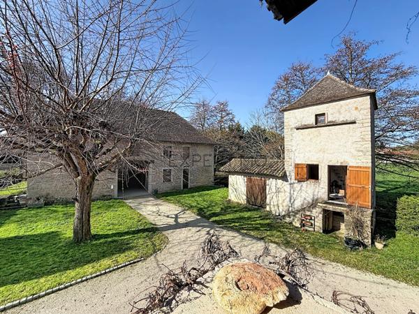 Boyer (71700) SUD BOURGOGNE - BOYER 71 – Moulin de caractère du XVIIème siècle, rénové, 572 m² utiles – Gîte, dépendances e