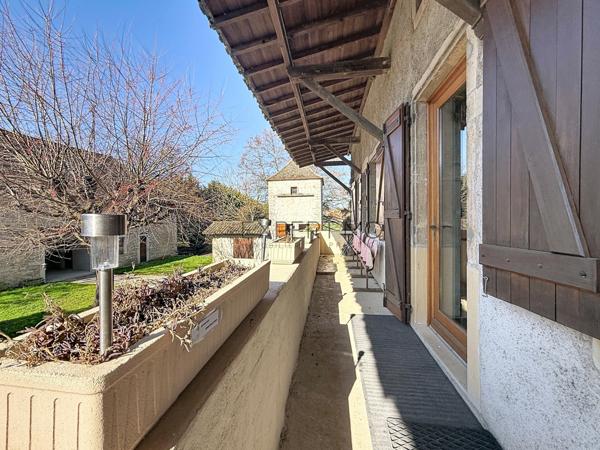 Boyer (71700) SUD BOURGOGNE - BOYER 71 – Moulin de caractère du XVIIème siècle, rénové, 572 m² utiles – Gîte, dépendances e