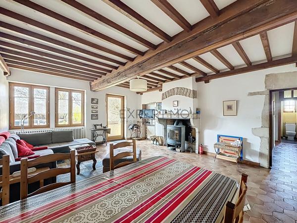 Boyer (71700) SUD BOURGOGNE - BOYER 71 – Moulin de caractère du XVIIème siècle, rénové, 572 m² utiles – Gîte, dépendances e