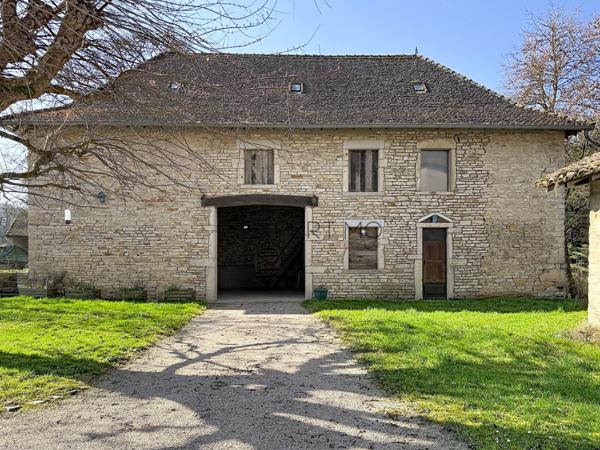 Boyer (71700) SUD BOURGOGNE - BOYER 71 – Moulin de caractère du XVIIème siècle, rénové, 572 m² utiles – Gîte, dépendances e