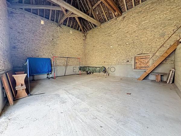 Boyer (71700) SUD BOURGOGNE - BOYER 71 – Moulin de caractère du XVIIème siècle, rénové, 572 m² utiles – Gîte, dépendances e