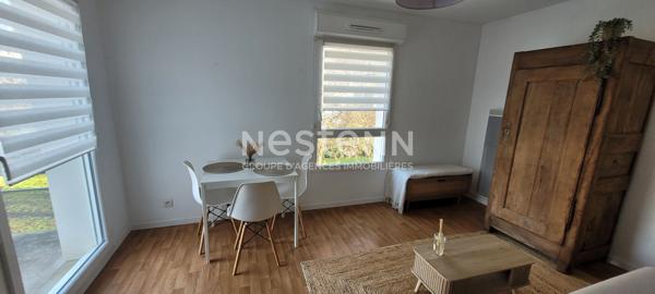A louer Grand studio meublé de 27 m², à l'entrée de Séné Bourg