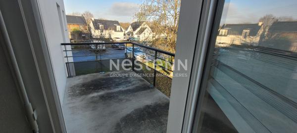 A louer Grand studio meublé de 27 m², à l'entrée de Séné Bourg