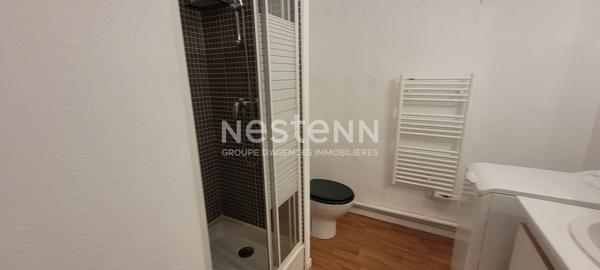 A louer Grand studio meublé de 27 m², à l'entrée de Séné Bourg