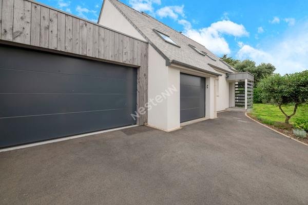NOUVEAUTE EN EXCLUSIVITE BRUZ - GOLF DE CICE BLOSSAC - Maison environ 160m² - Terrain 495m²