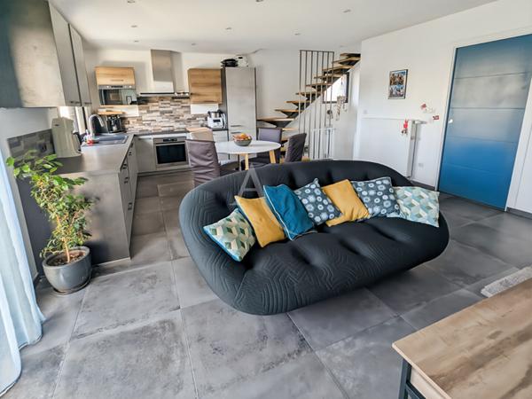 Maison 5 pièces meublée ? 98 m² ? Quartier recherché proche gare RER C