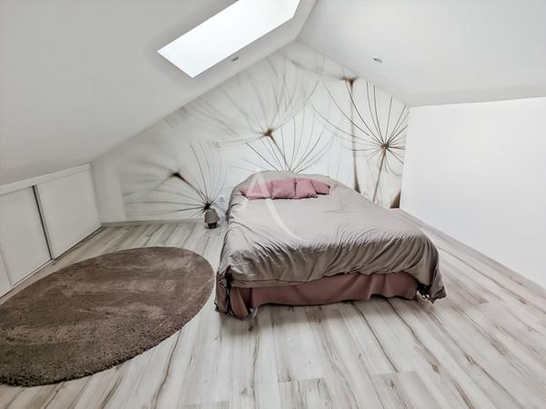 Maison 5 pièces meublée ? 98 m² ? Quartier recherché proche gare RER C