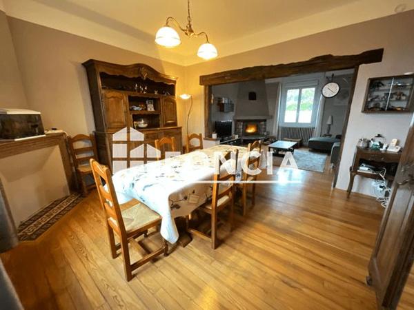 À vendre Maison 5 pièces 121.5 m² - Carmaux 81400