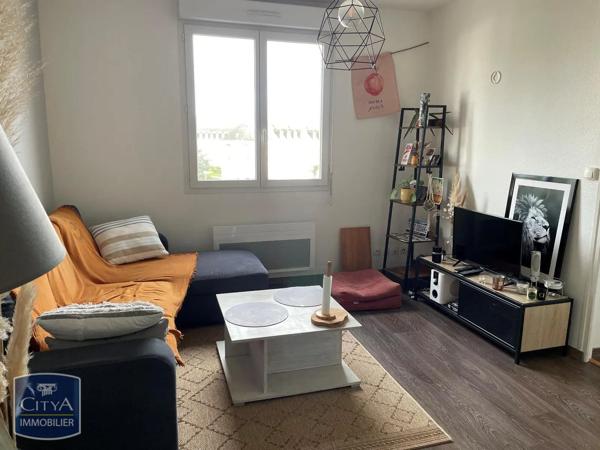 Appartement à louer 2 pièces 38.23m² Tours (37200)