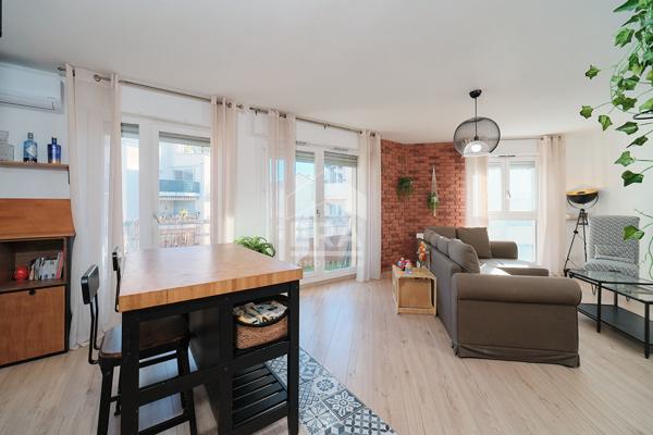 Beau T3 de 69m² avec balcon quartier Gratte-Ciel
