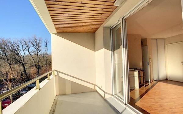 Appartement à louer    1 pièce •  Balma