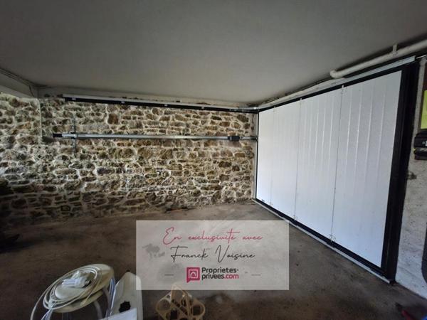 A VENDRE en exclusivité aux Herbiers, Maison de 140 m2 avec 4 Chambres et 1 bureau sur un terrain de 1062 m2