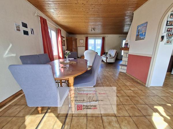 A VENDRE en Exclusivité aux Herbiers, maison plain-pied de 91 m2 avec 3 chambres et 1 bureau ou chambre sur une parcelle de 436 m2