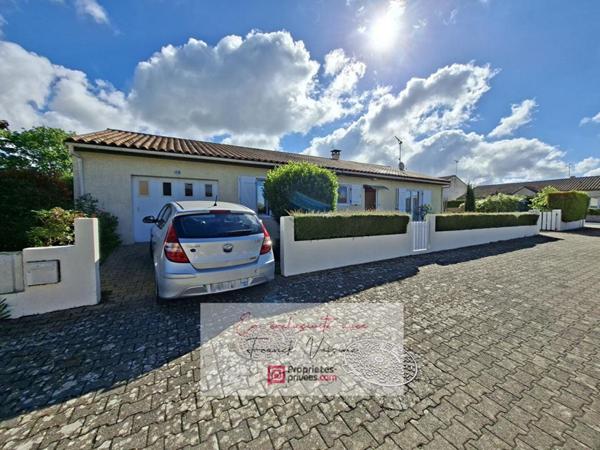 A VENDRE en Exclusivité aux Herbiers, maison plain-pied de 91 m2 avec 3 chambres et 1 bureau ou chambre sur une parcelle de 436 m2