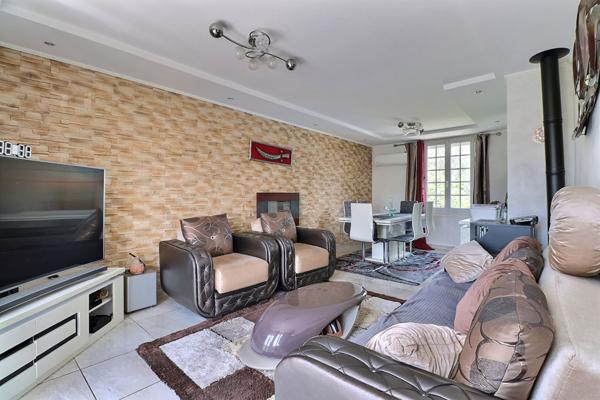 Maison Basse-goulaine bourg 8 pièce(s) 159.6 m2