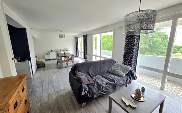 Appartement à vendre    3 pièces •  Saint-Quentin