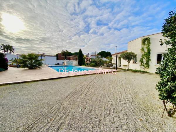 Maison à vendre 10 pièces de 300 m²