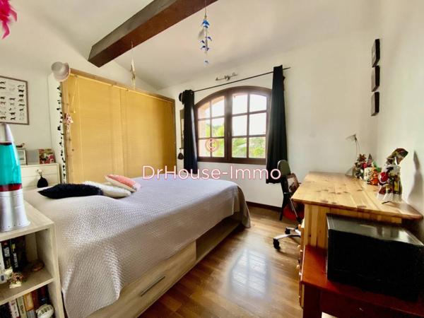 Maison à vendre 10 pièces de 300 m²