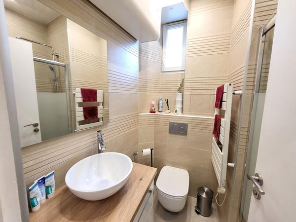 HYPER CENTRE de Puteaux 2 pièces avec cave