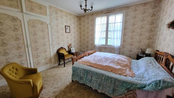 Maison 24400 Mussidan 6 pièces 112 m2 sous sol, grenier, jardin 2350 m²