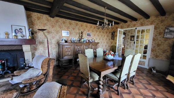 Maison 24400 Mussidan 6 pièces 112 m2 sous sol, grenier, jardin 2350 m²