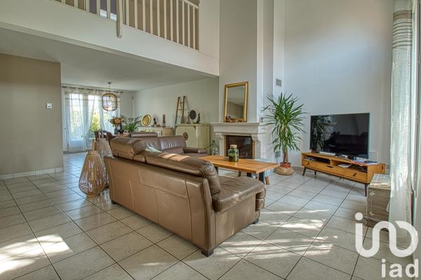 Maison à vendre 6 pièces 142 m² Orgeval