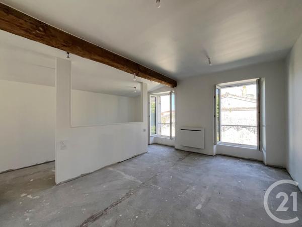 Maison à vendre  9 pièces - 230 m 2   FRONTENAC  - 33