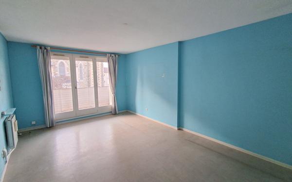 Appartement à vendre    3 pièces •  Sérézin-du-Rhône