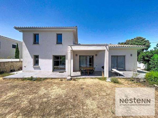 Saint-Brès - Villa d'architecte contemporaine - Luminosité et calme  - 3 Chambres - 130 M² - Terrain 648 M2