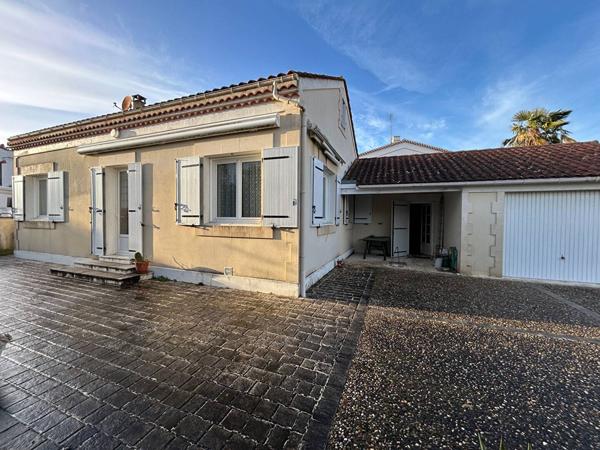 MAISON à SAINT GEORGES DE DIDONNE