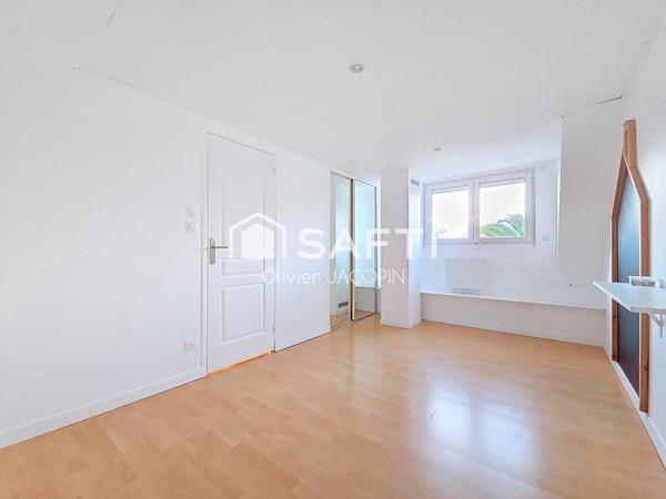 Maison rénovée – Vie de plain-pied – Lannilis