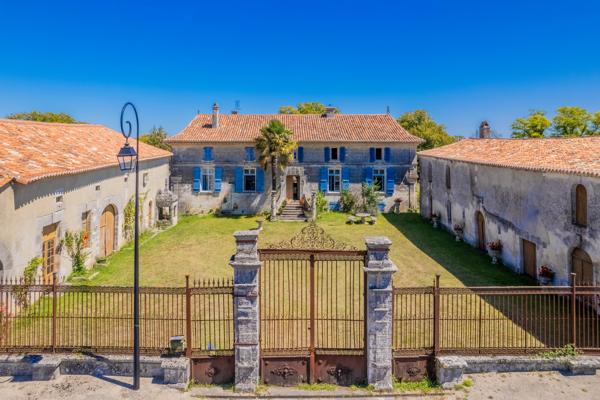 Maison à vendre à Bertric-Burée (24320) - Dordogne