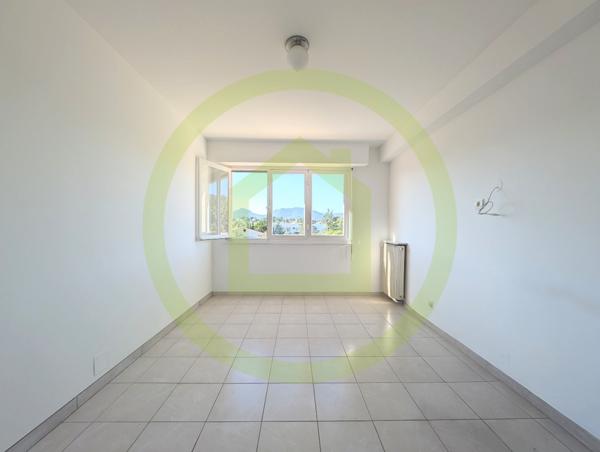 Appartement à MANDELIEU LA NAPOULE (06210)