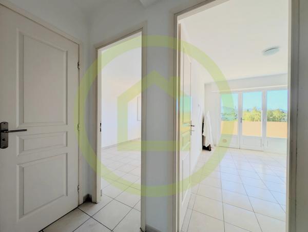 Appartement à MANDELIEU LA NAPOULE (06210)