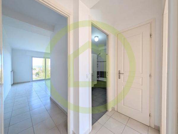 Appartement à MANDELIEU LA NAPOULE (06210)