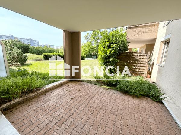 Location Appartement 2 pièces 54.32 m² - 9 AVENUE DES SABLONNIERES Ferney Voltaire 01210