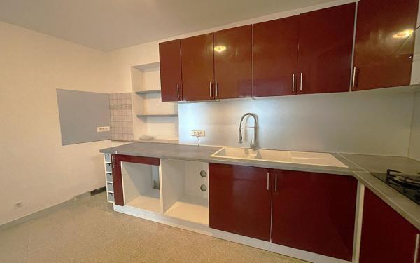 Maison à vendre    3 pièces •  Gallargues-le-Montueux