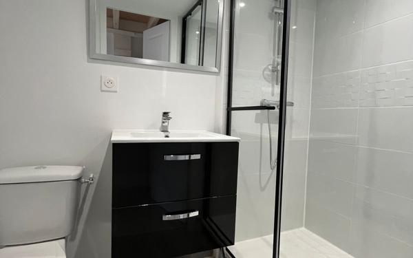 Appartement à louer    1 pièce •  Briatexte
