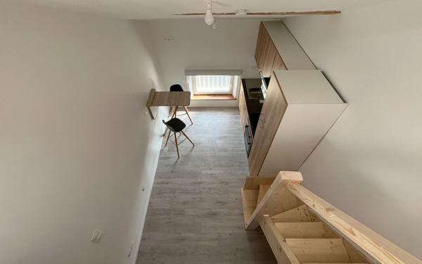 Appartement à louer    1 pièce •  Briatexte