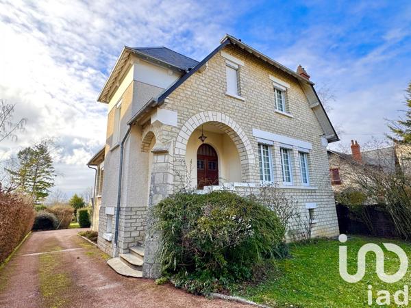 Demeure 9 pièces de 205 m² à La Charité-sur-Loire (58400)