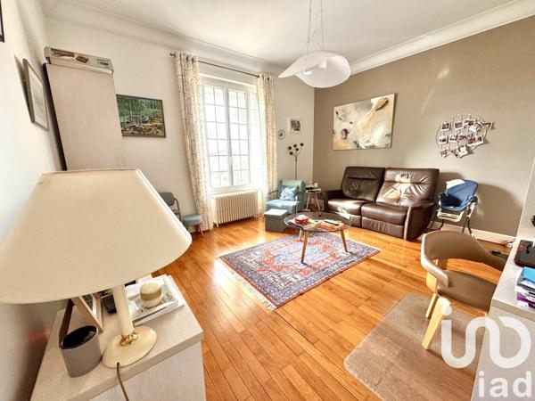 Demeure 9 pièces de 205 m² à La Charité-sur-Loire (58400)