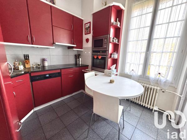 Demeure 9 pièces de 205 m² à La Charité-sur-Loire (58400)