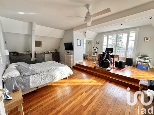 Demeure 9 pièces de 205 m² à La Charité-sur-Loire (58400)