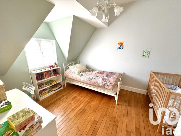 Demeure 9 pièces de 205 m² à La Charité-sur-Loire (58400)