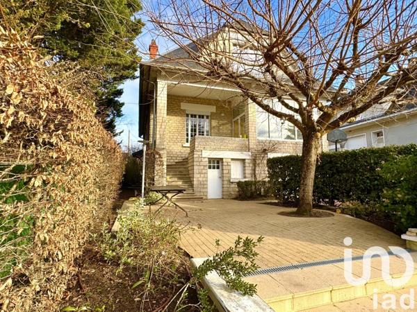 Demeure 9 pièces de 205 m² à La Charité-sur-Loire (58400)